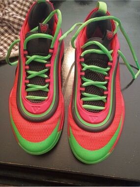 Adidas D.O.N Issue 6 “Big Apple”